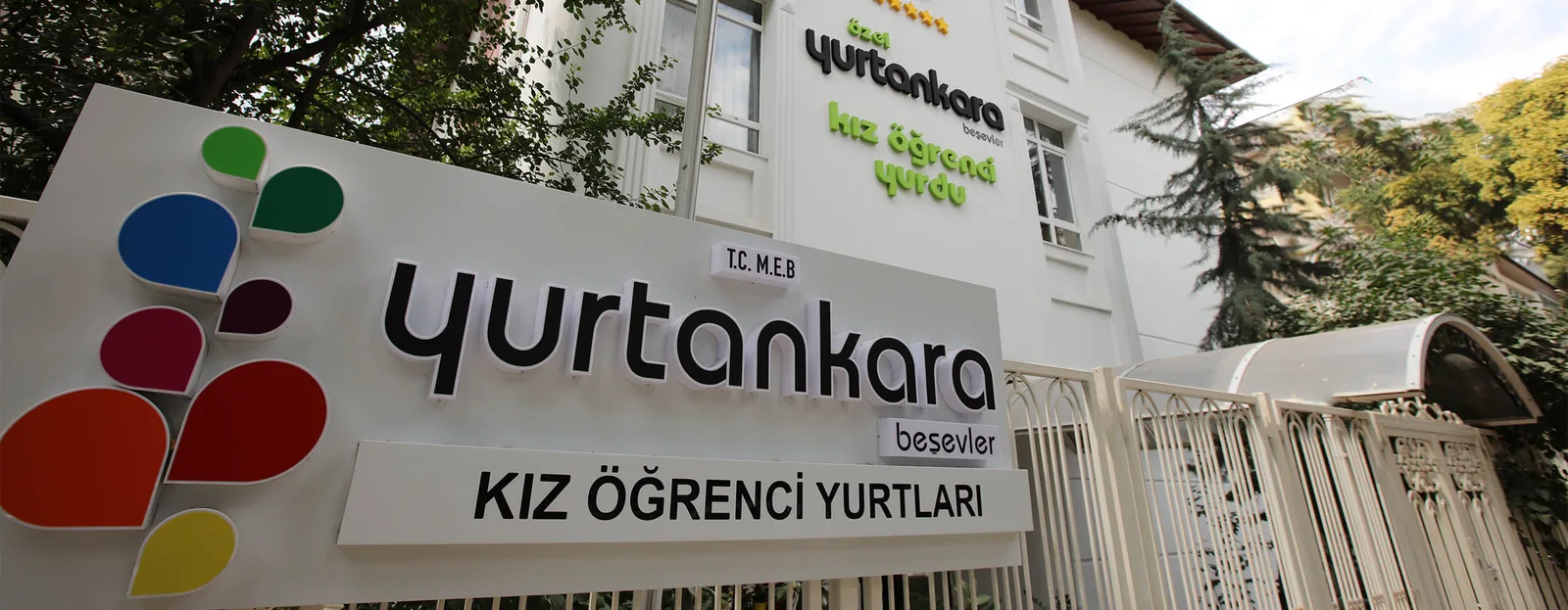 Özel Emiryaman Ortaokul Kız Öğrenci Yurdu kampüs görseli