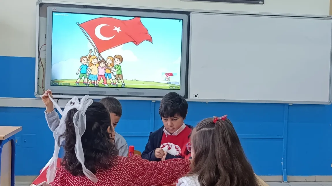 OKULUMUZDAKİ HARİKA BAYRAK SEVGİSİ ETKİNLİKLERİ