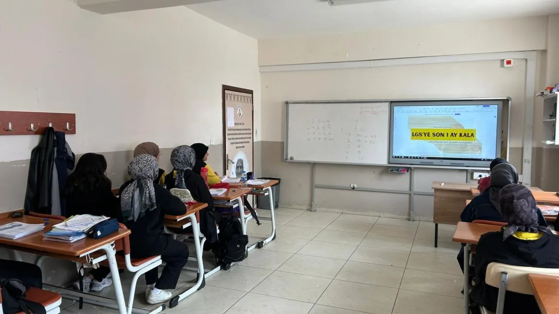 LGS'YE 1 AY KALA SEMİNERİ