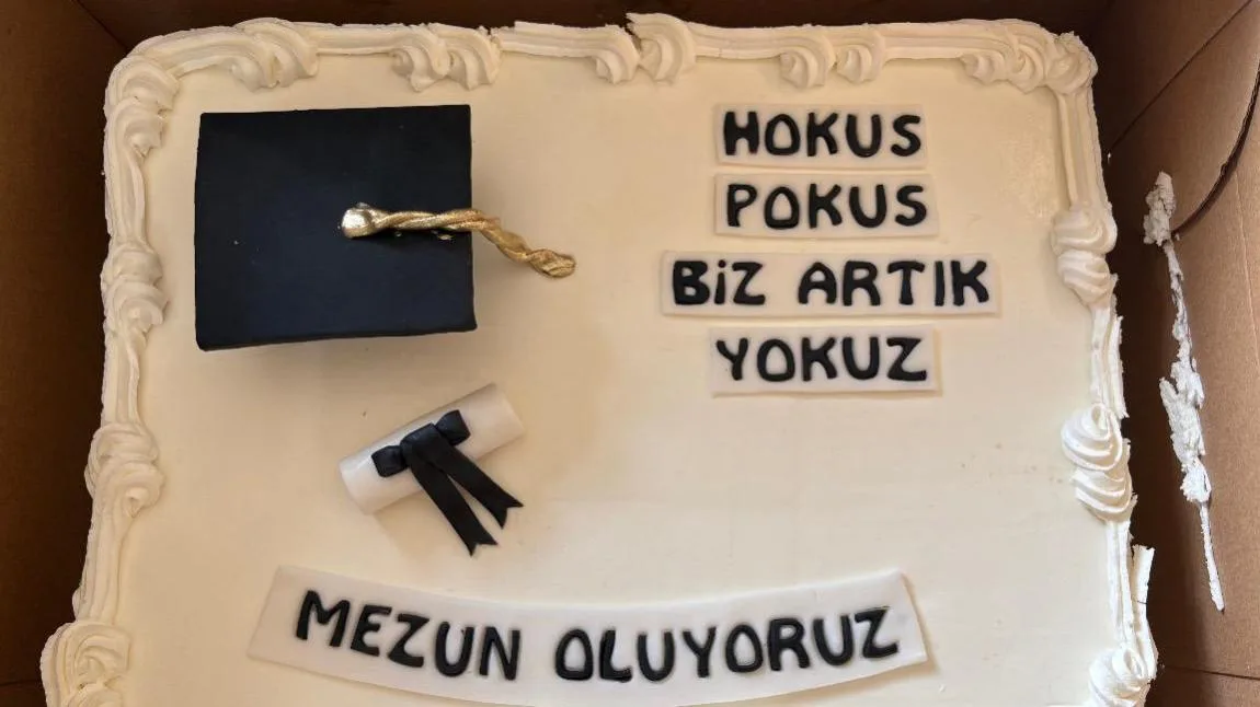 8. SINIFLARIN MEZUNİYETİ