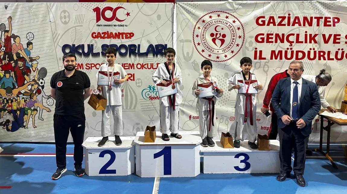 TAEKWONDO KYORUGI DALINDA  7 DERECE YAPTIK