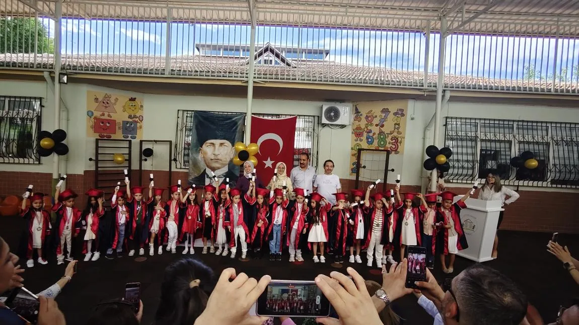 MİNİKLERİMİZ MEZUN OLUYOR
