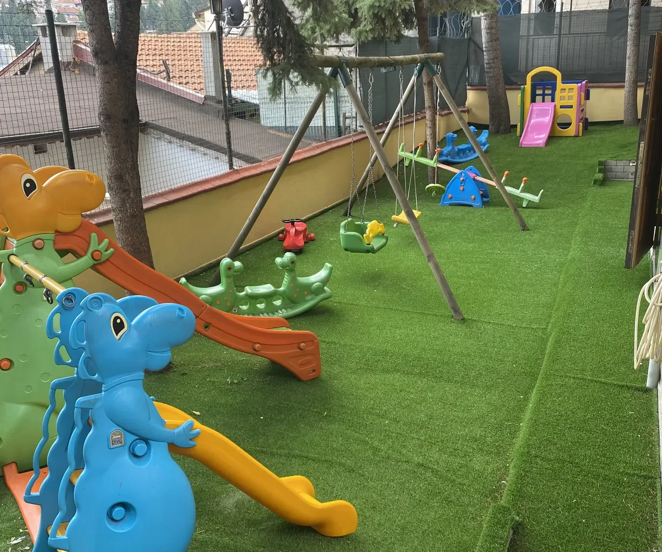 İpekböceği Anaokulu bahçesi
