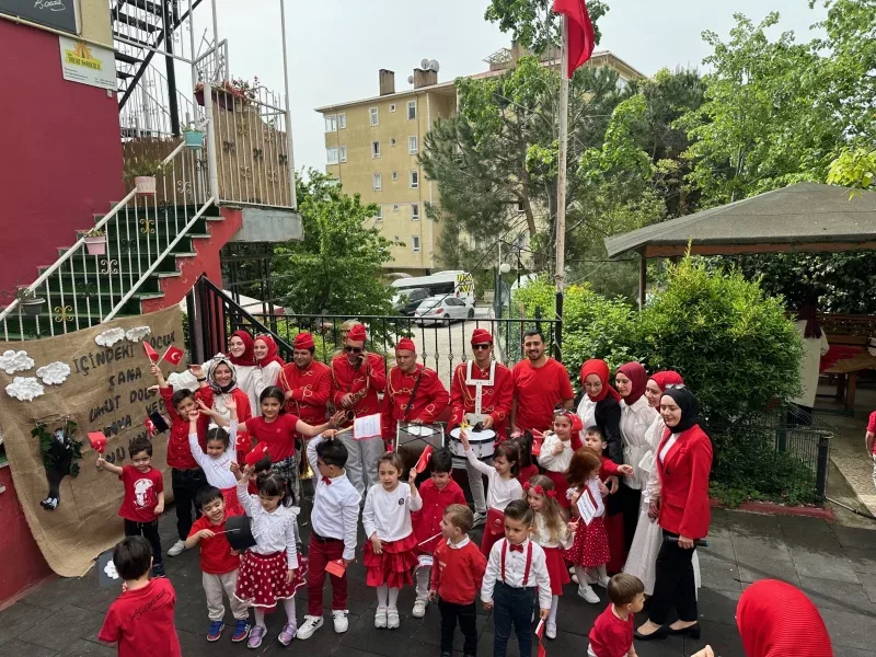 23 Nisanı Kutluyoruz