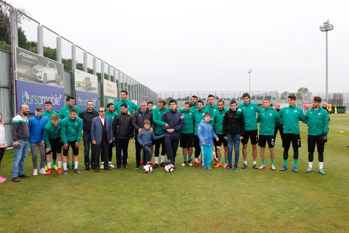Otizm Farkındalık Gününde Bursaspor Antremanındayız