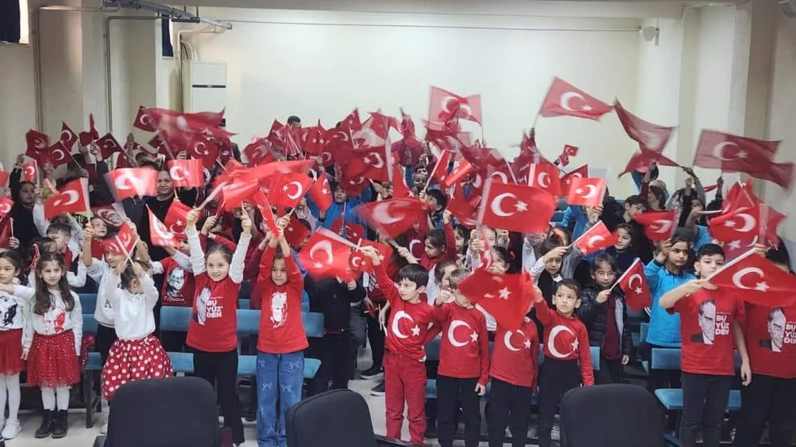 BAYRAK SEVGİSİ PROGRAMI